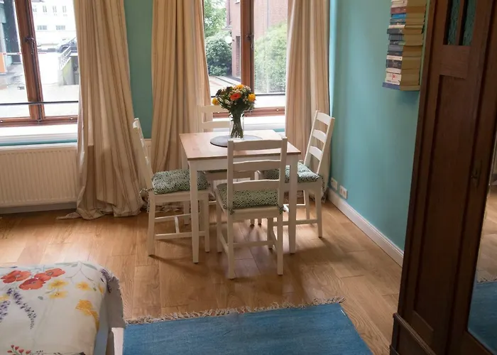 Schoenes Blau Zentral *