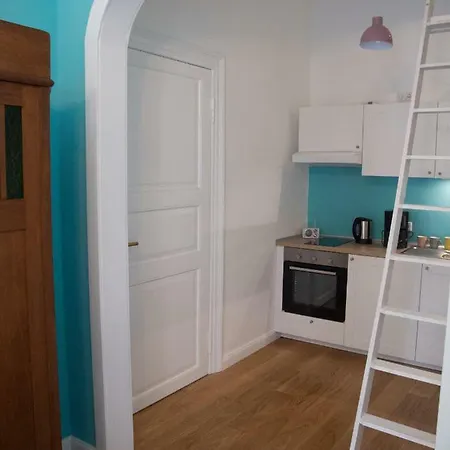 Schoenes Blau Zentral *